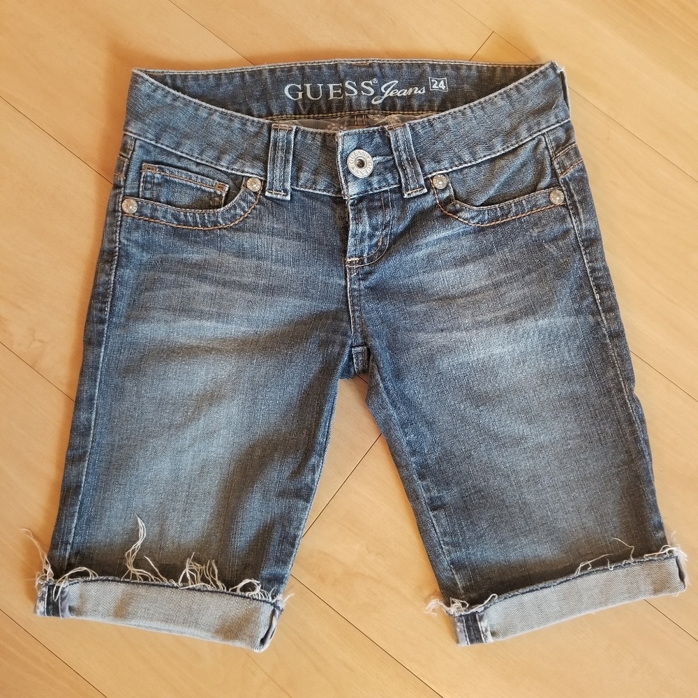 SOLD Guess Jacey Bermuda Shorts